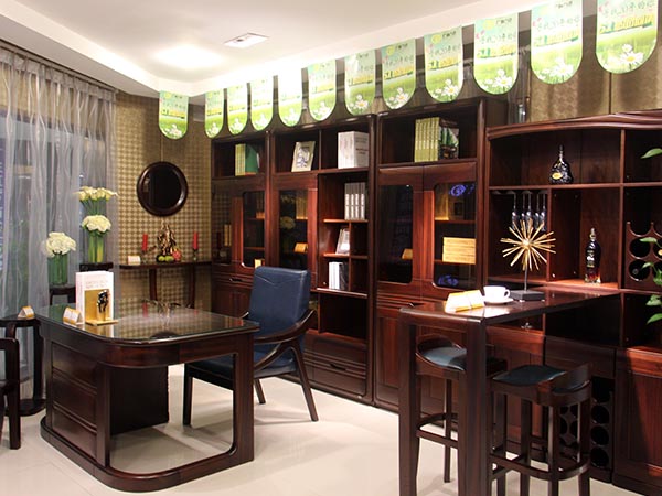 山東實(shí)木家具